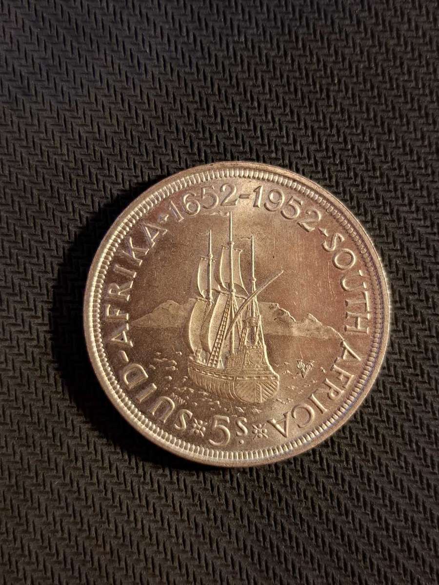 1952 silver 5 shilling coin