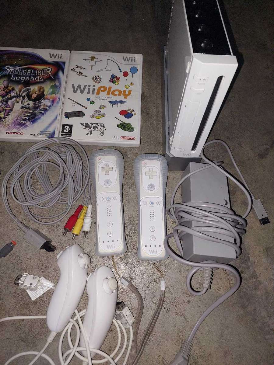 Nintendo Wii Bundle