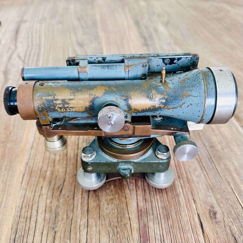 Vintage COOKE, TROUGHTON & SIMMS Precision Level (Dumpy) & Land Survey Act 1927