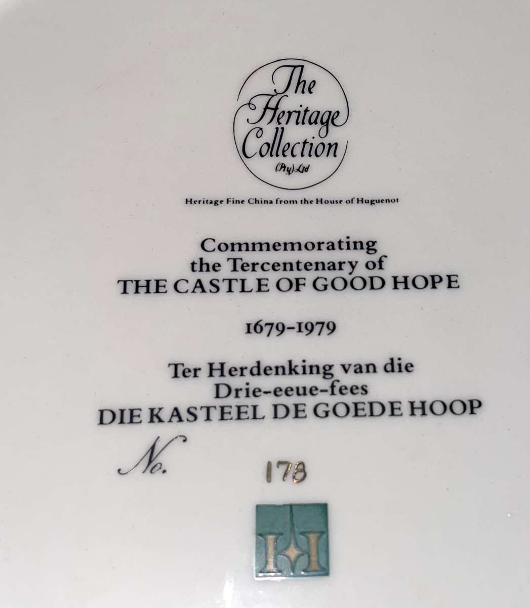 Vintage Sale - 2 Heritage Fine China - The Castle of Good Hope