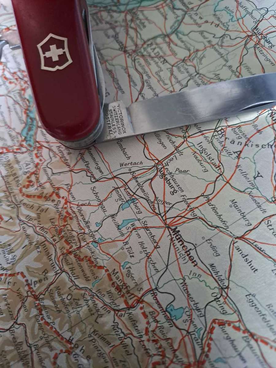 Vintage Victorinox fisherman