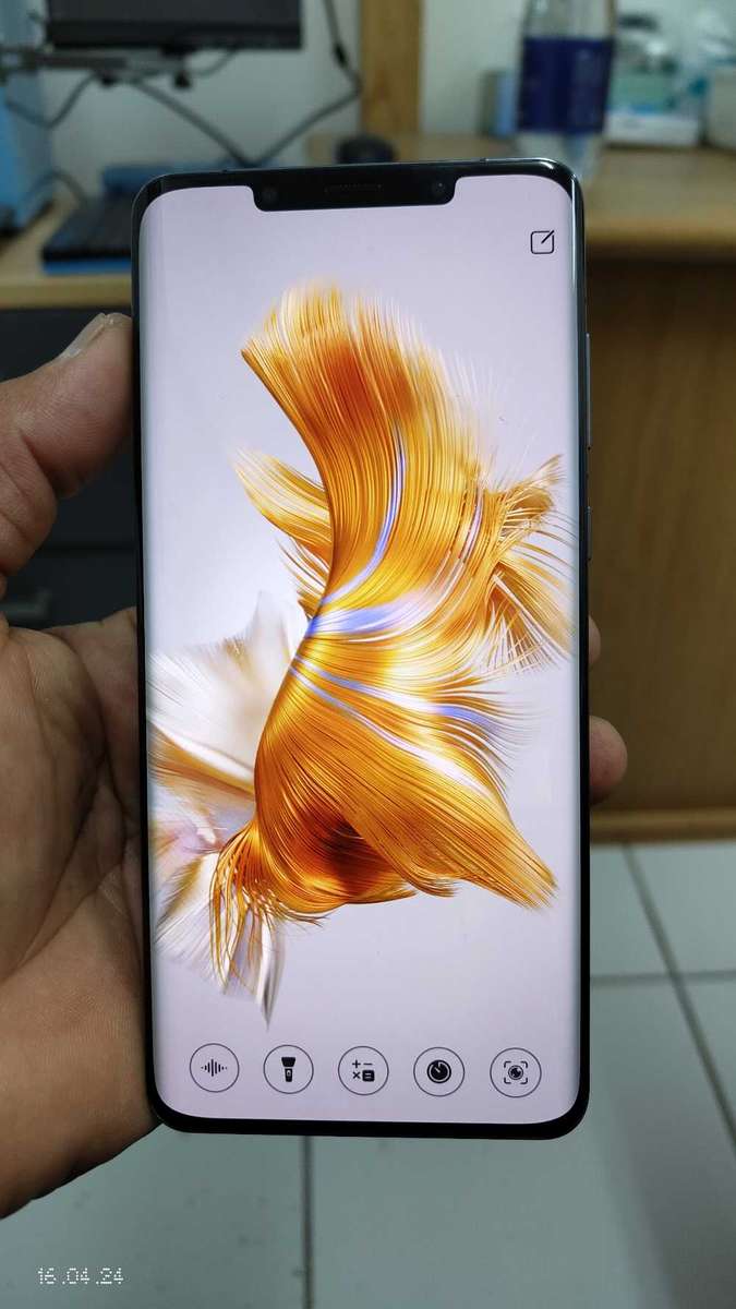 Huawei Mate 50 pro dual sim 256gb/8gb (Pre Owned)