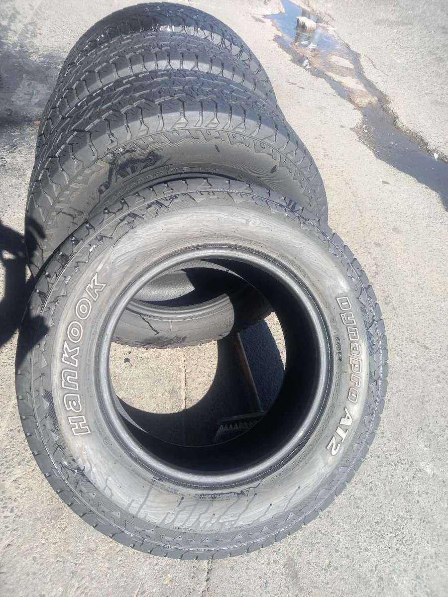 265/65/17 Hankook Dinapro AT2.