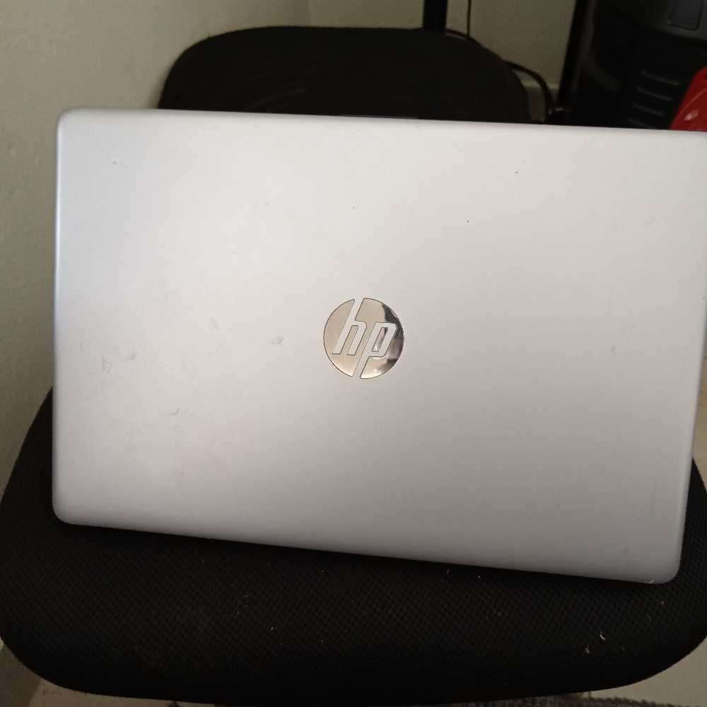 HP 255 G8 LAPTOP