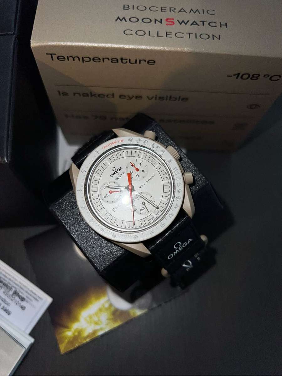 Swatch Omega Moonswatch