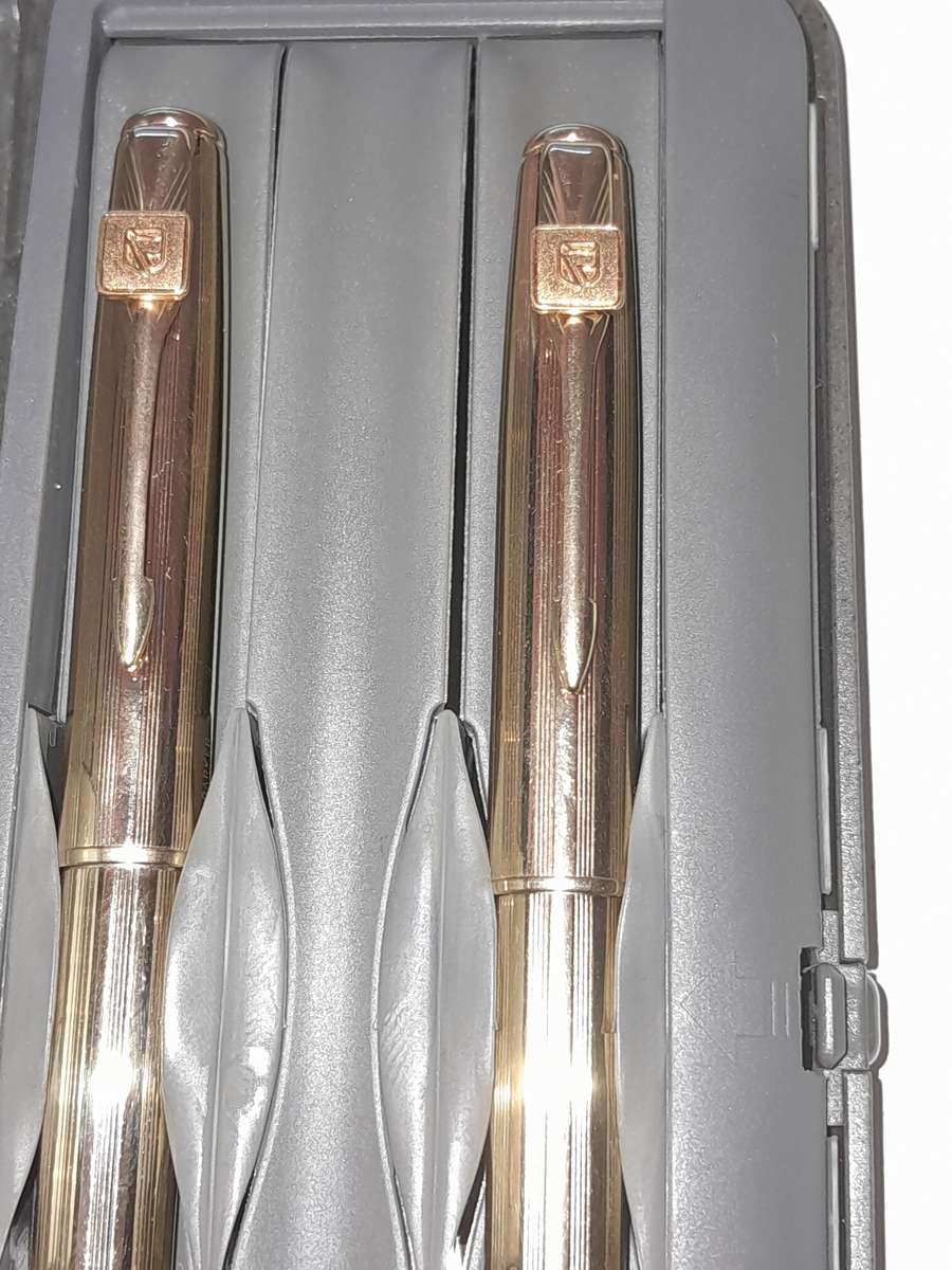 Parker set in beautiful condition