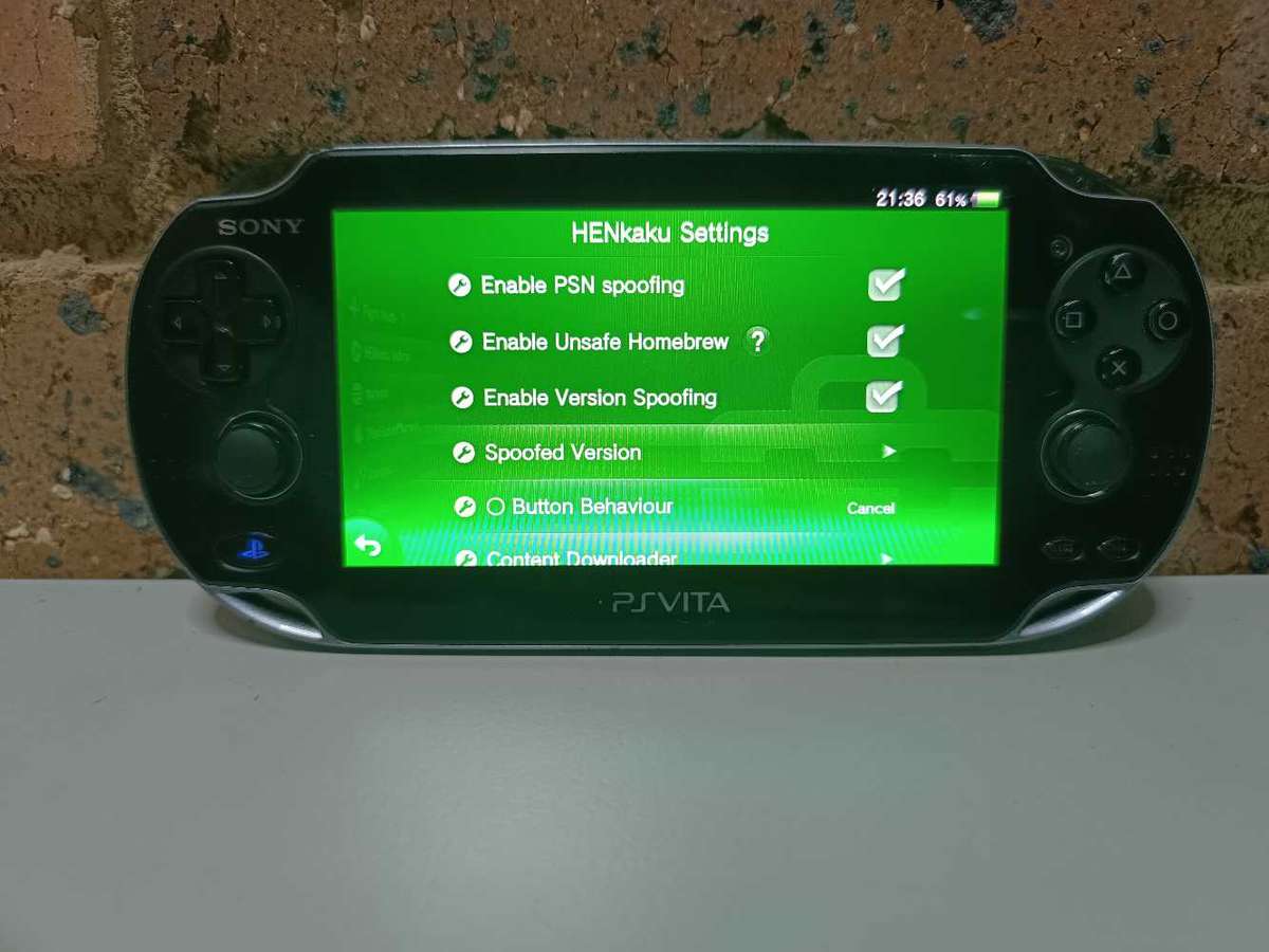 Ps Vita (HENKaku installed)
