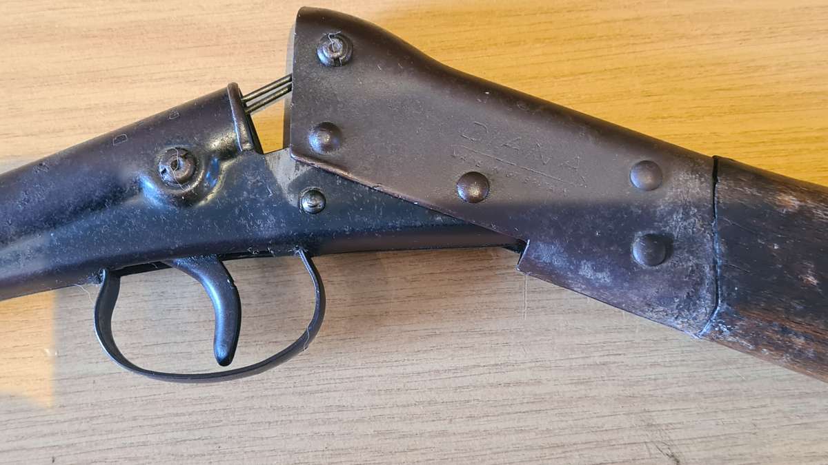 Children Diana Vintage Pop Gun