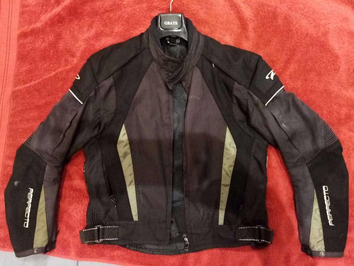 BIKER JACKET - PERFECTO