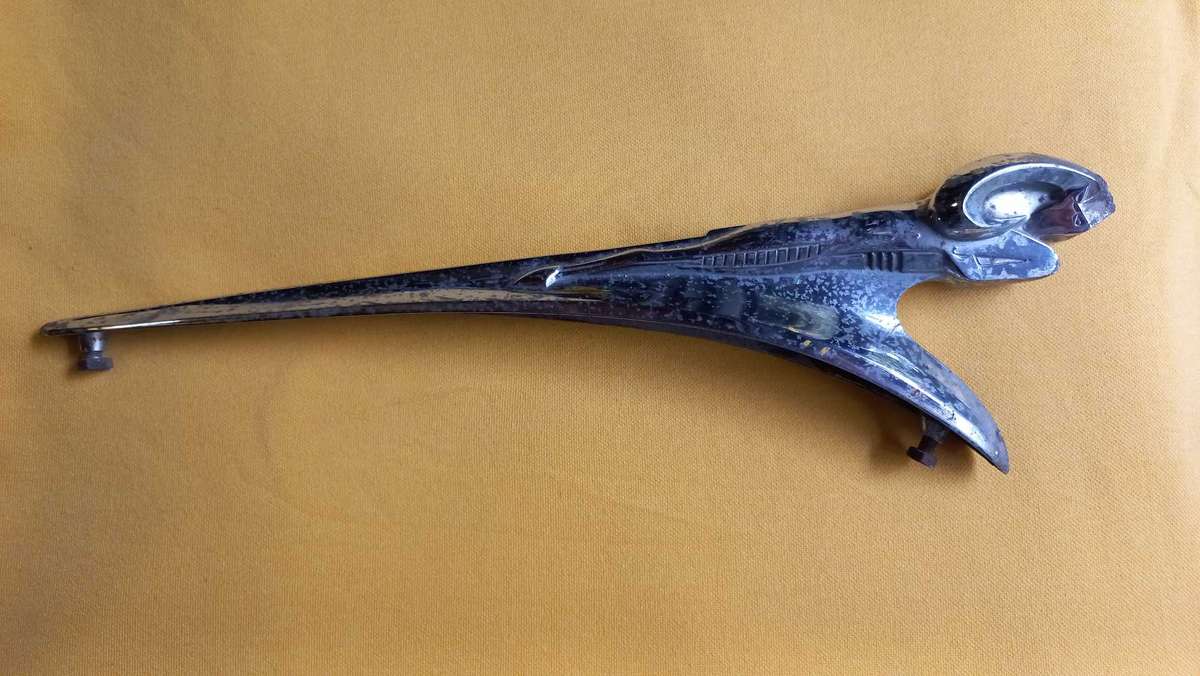 Dodge truck hood ornament