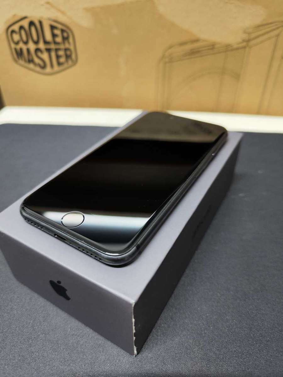 iPhone 8 SPACE GREY 64GB