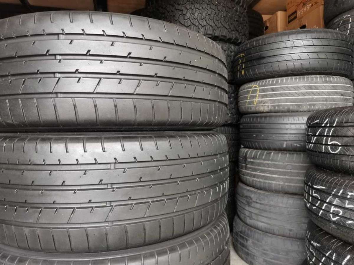 225/55/19 Toyo Proxes used tyres. 70% life