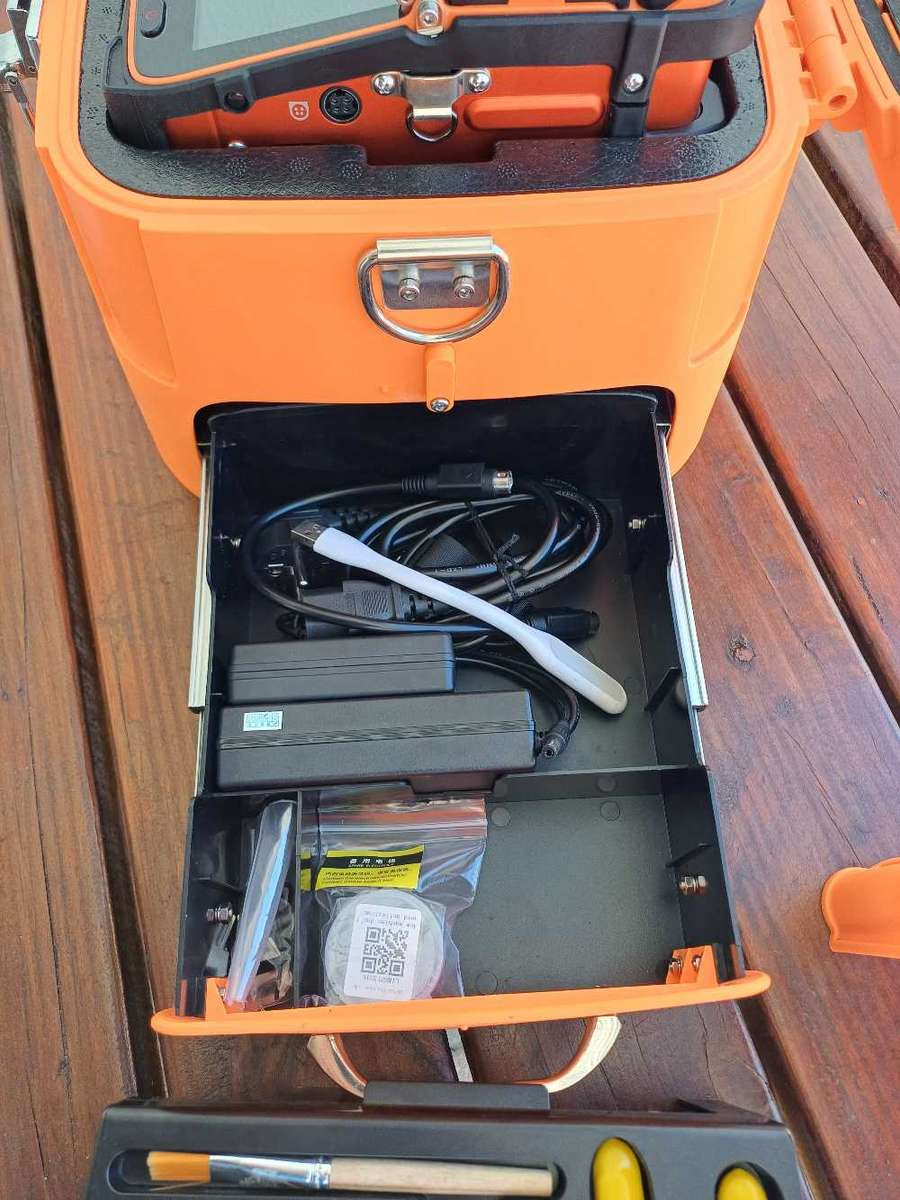 Ai9 Fusion fiber Splicer