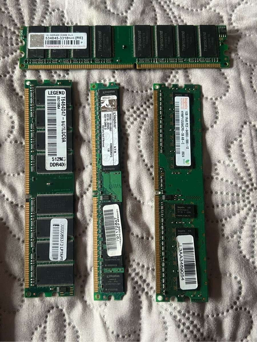 Ram sticks random