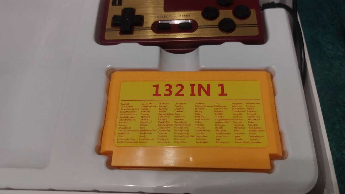 Mini Portable Video Nostalgic Family Game Console EJC