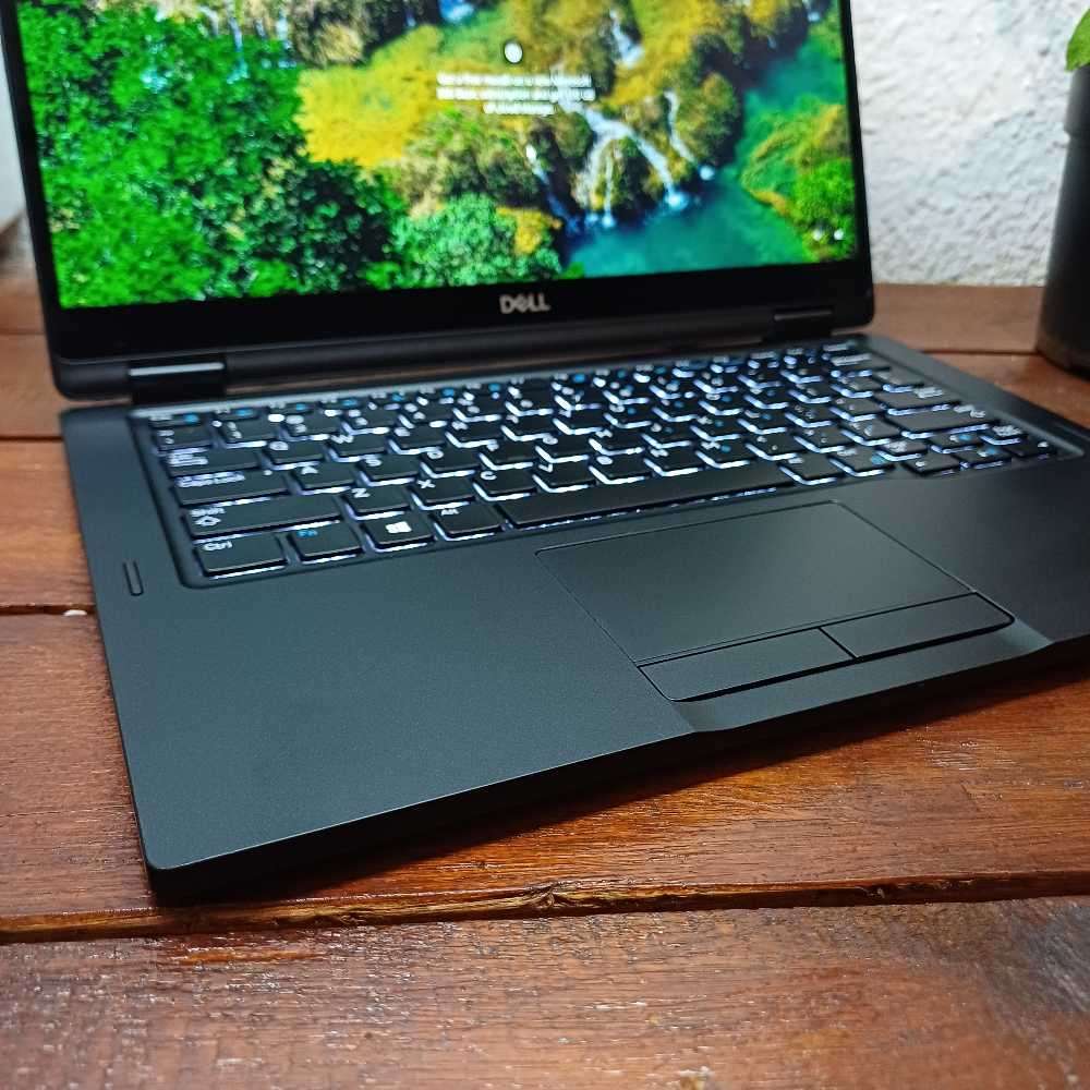 Dell Latitude 7390 2 in one(touch)