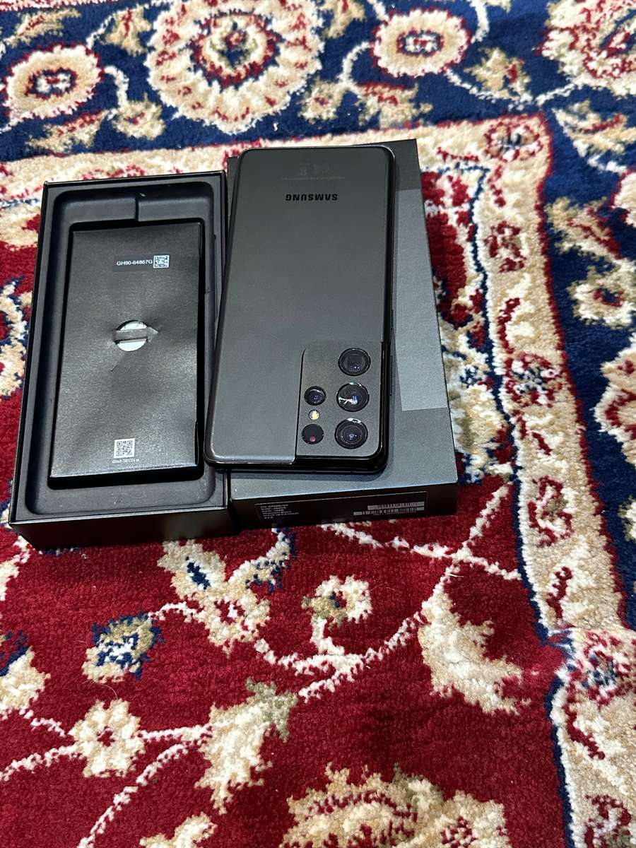 Samsung Galaxy S21 Ultra 256GB Dual Sim with box
