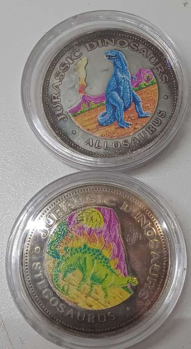 2x Republic of Guineu Dinosaurs .999 20g each total 40grams Silver