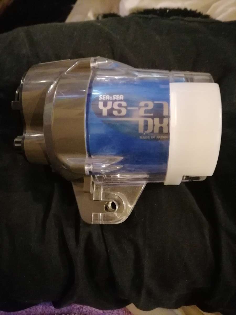Ys-27dx underwater strobe light