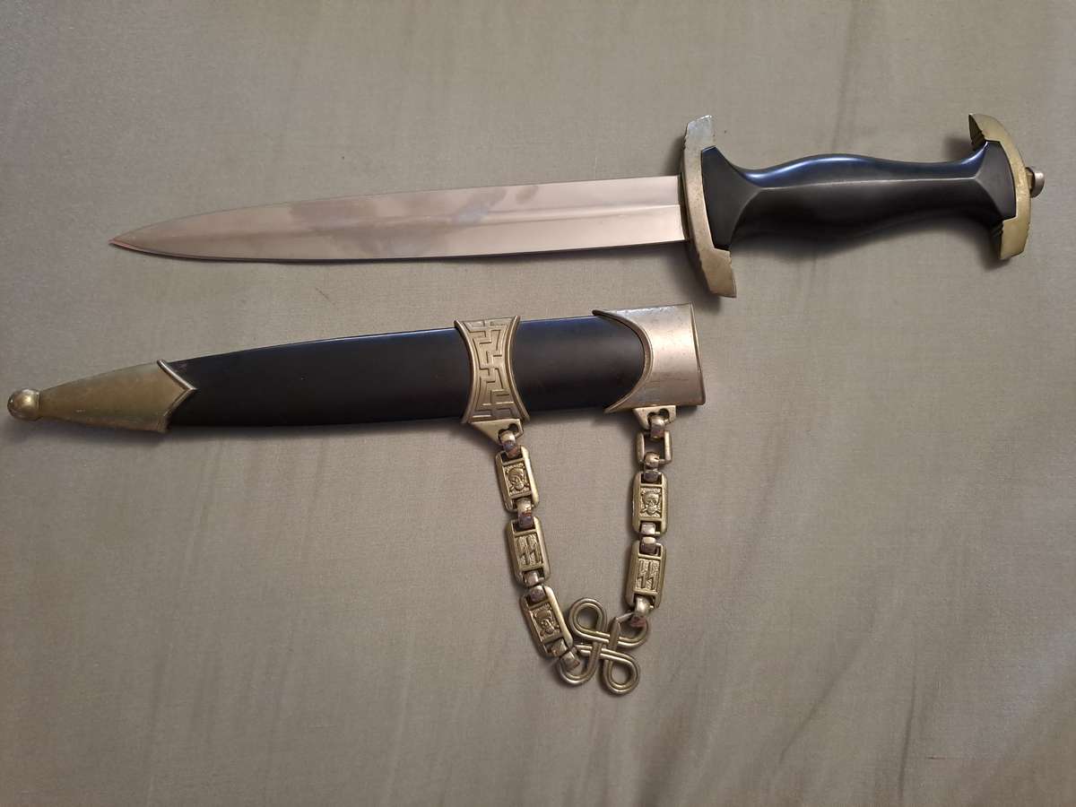 German officer dagger quality replica