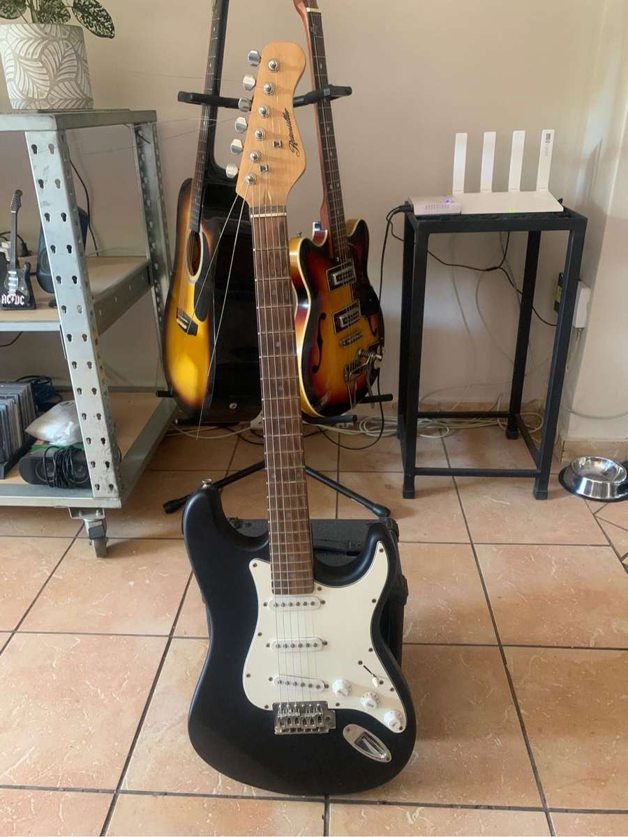 Electric Guitar with Amp