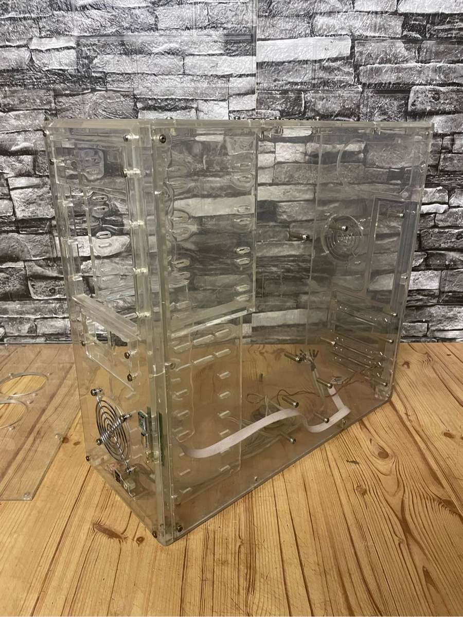 Perspex Computer Case**Super Rare**ATX Case**Not perfect