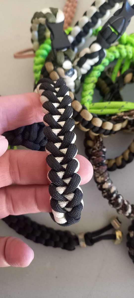 Paracord bracelets + Keyrings