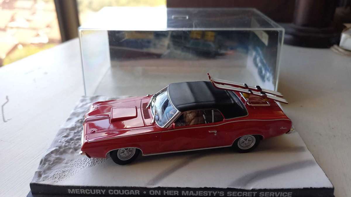 007 Mercury Cougar - On Her Majestys Secret Service
