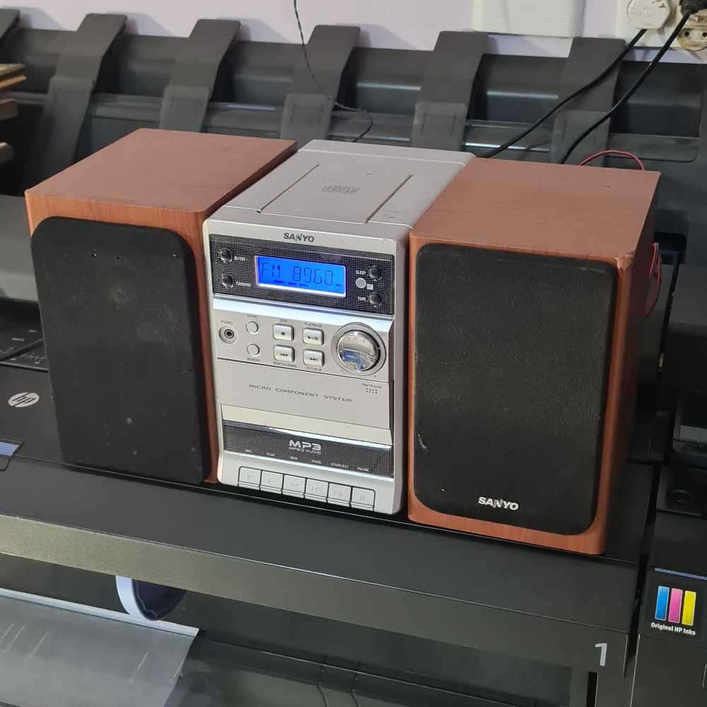 SANYO  DC- DA1460M Radio