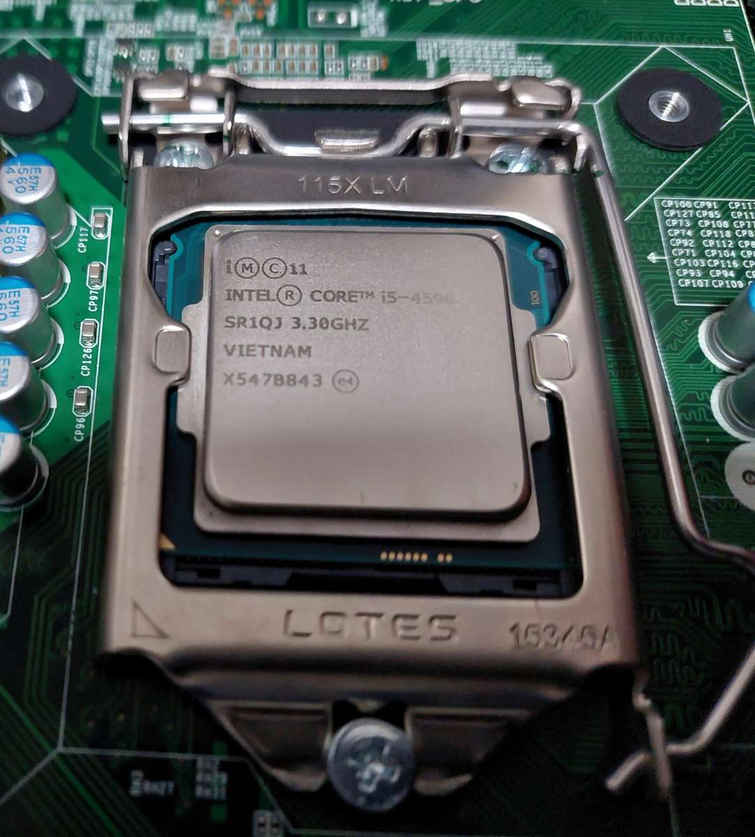 Intel core i5 4590