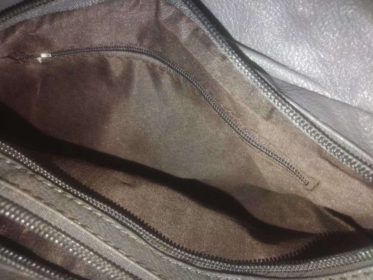 3+1 handbags READ CAREFULLY