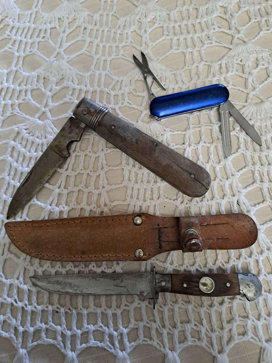 Knife lot 4