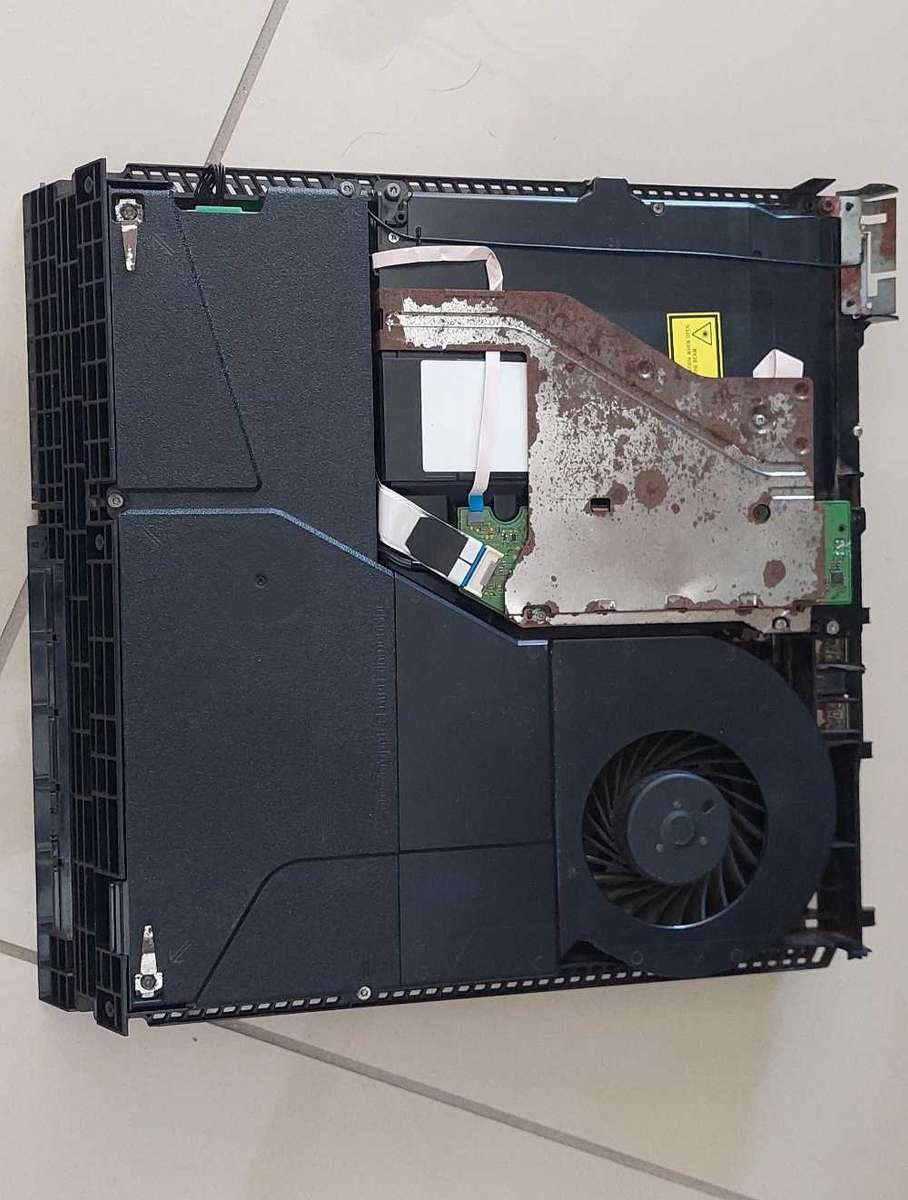 Playstation 4 console *Not fully operational*