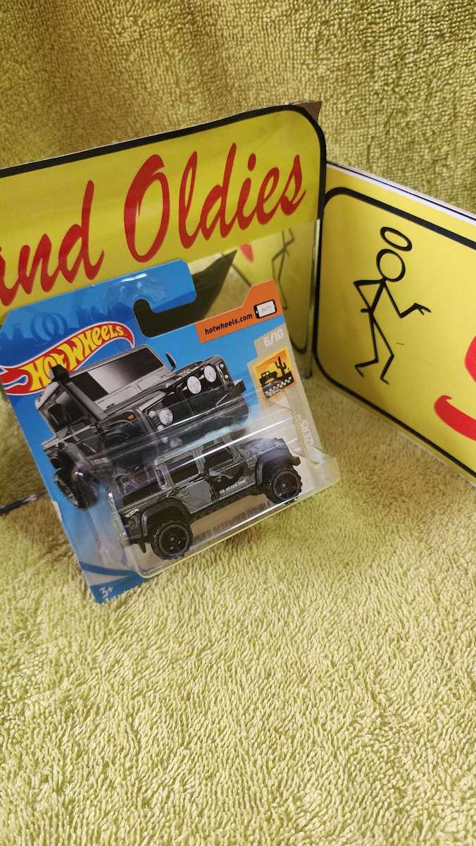 Hotwheels Land Rover Def Double Cab