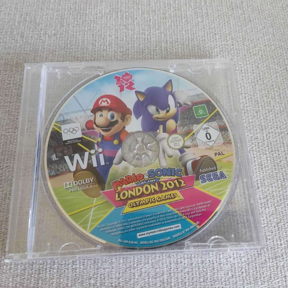 Nintendo Wii console Mario and Sonic at the London 2012 Olympic Games +box