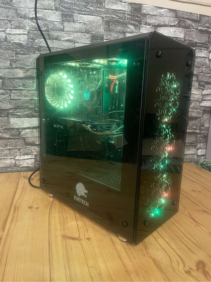 8Th Gen i7 Gamer**8GB graphics**20GB Ram**500GB SSS**Corsair VS550 Gaming PSU