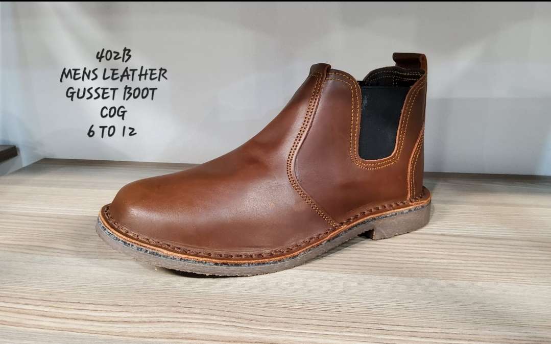 Mens gusset boot