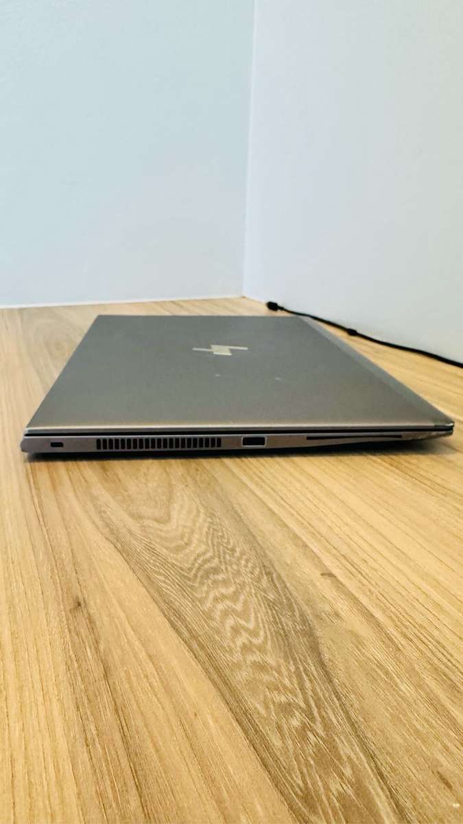 HP ZBook G6 15.6-inch FHD Mobile Workstation - Intel Core i7-8565U 1TB NVME  24GB RAM AMD Radeon Pro