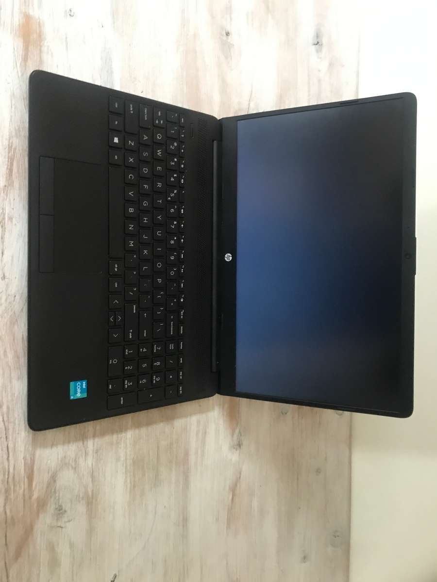 Hp I3 11th gen , 8gb ram and 1 tb hdd