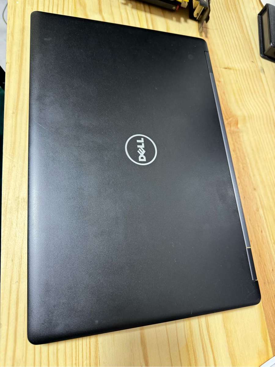 Dell Latitude 5580 i5 16GB 256GB SSD