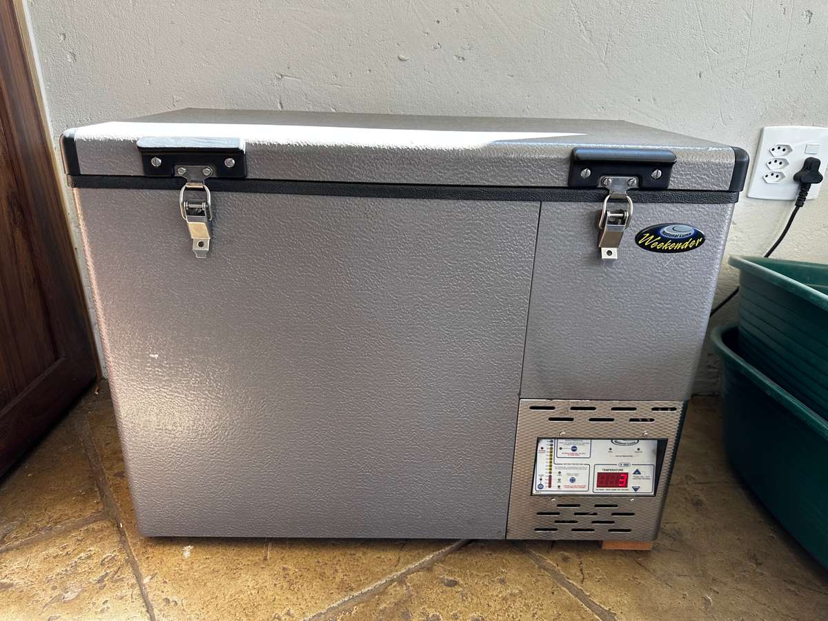 National Luna 52l Weekender Camping Frodge