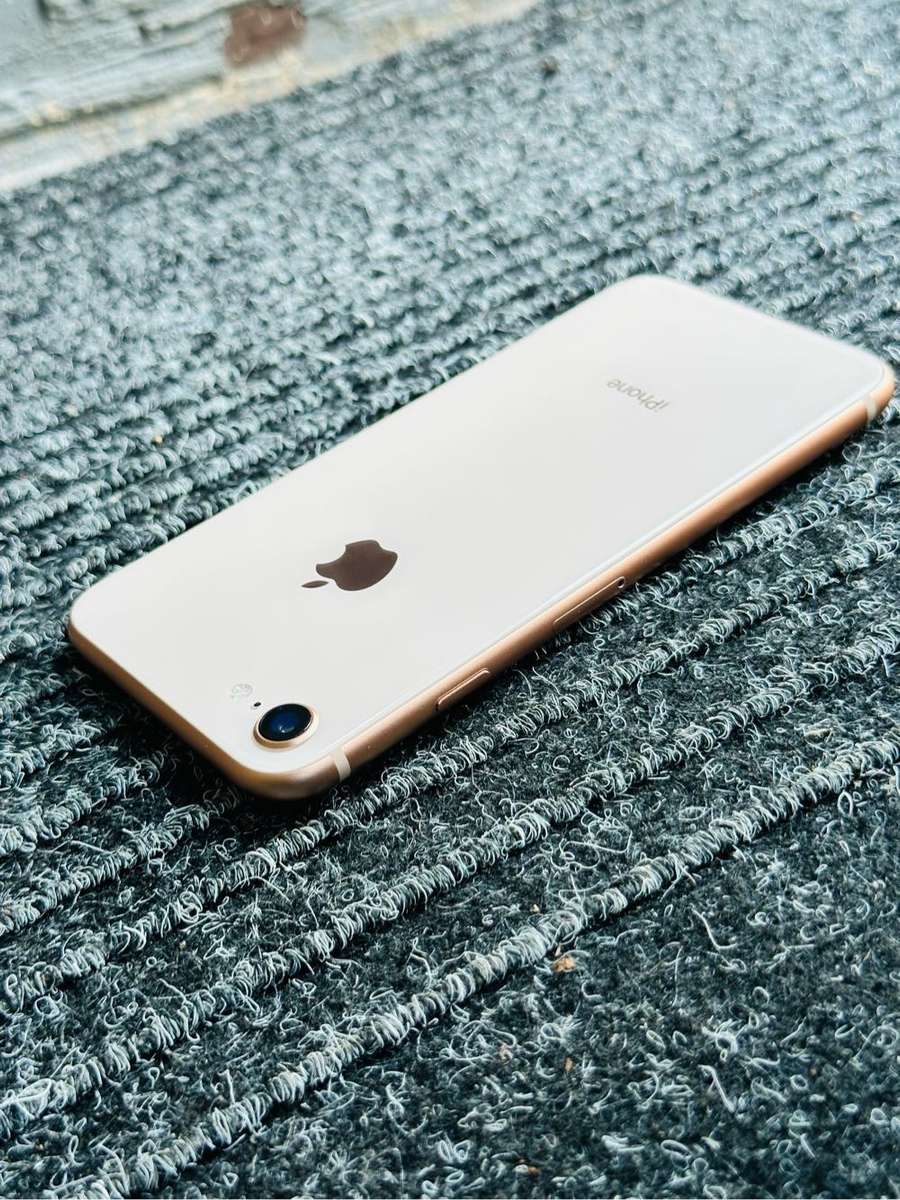iPhone 8 64GB Gold - Certified Pre-Owned - Excellent Condition