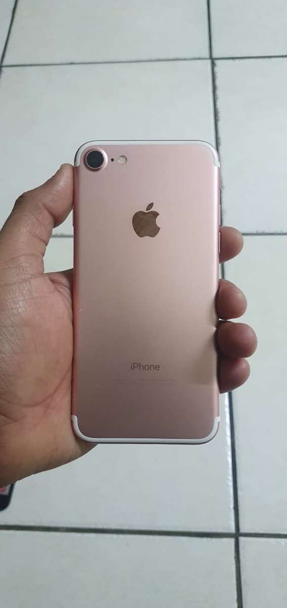 Iphone 7 32gb black color