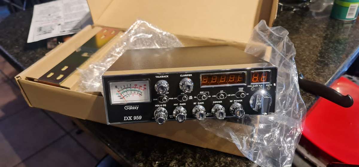Galaxy dx 959 cb radio