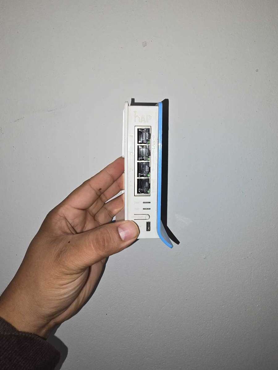 Mikrotik hAP lite