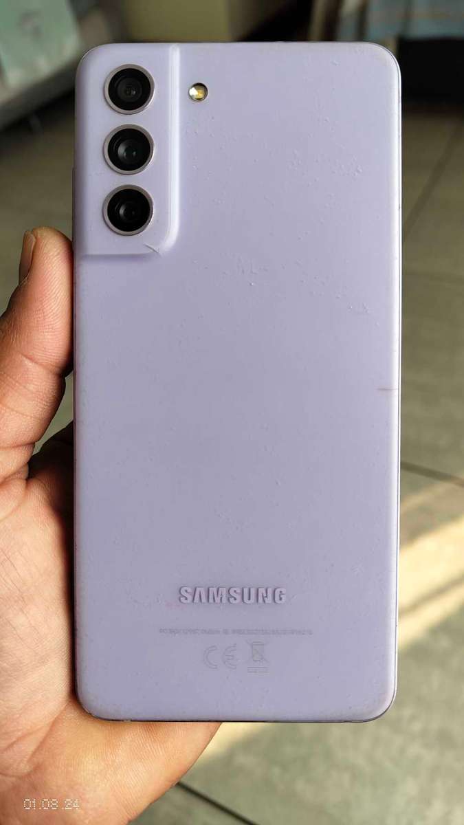 Samsung s21fe 128GB/8GB Dual Sim Purple colour On special !!! (Pre owned)