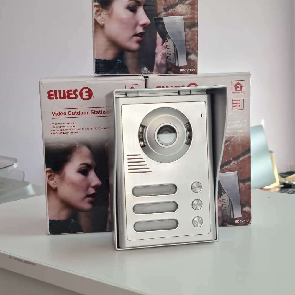 Video Outdoor camera station.