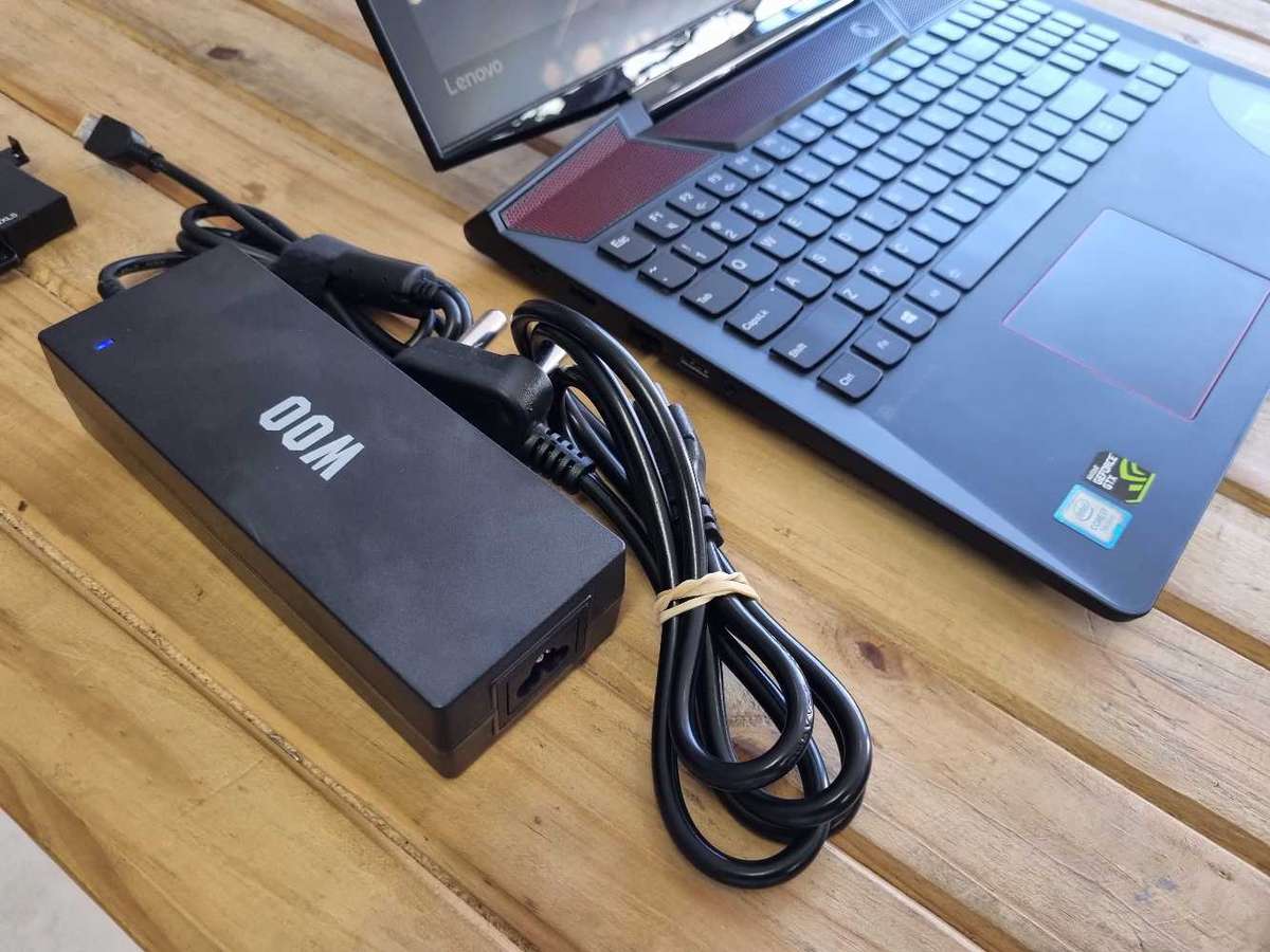 Lenovo Legion Y720 Core i7 - 7700HQ Gaming Laptop / 12GB DDR4 RAM/ 240GB SSD/ GTX 1060 6GB GPU/ FHD