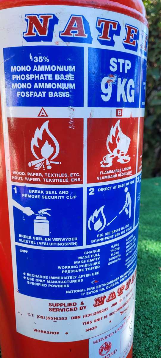 9Kg (Full) Fire Extinguisher (Next Service: 09.08)