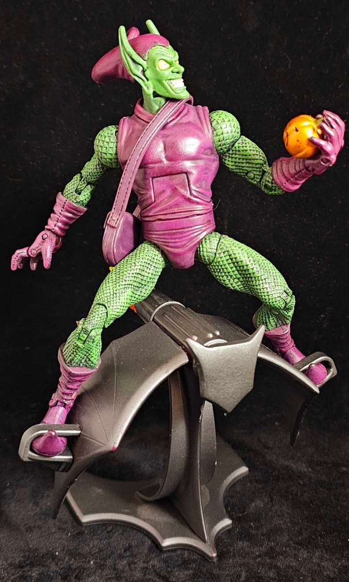 ToyBiz Marvel Legends Green Goblin